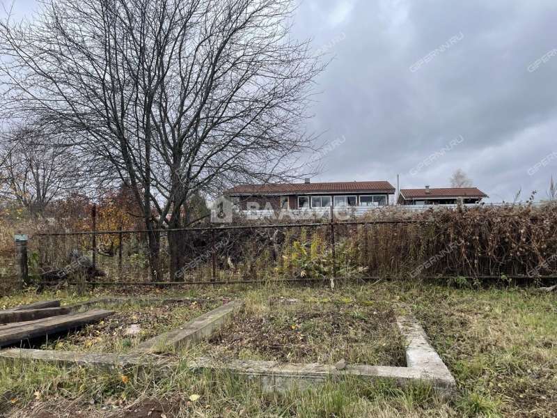 дом на  село Выездное