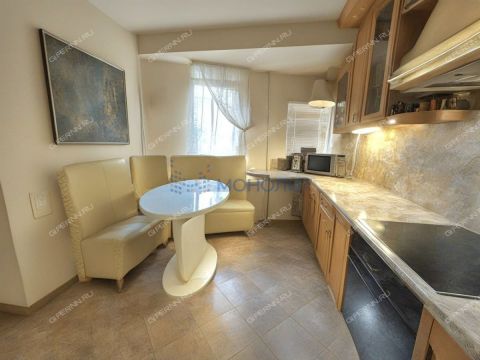 4-komnatnaya-ul-vorovskogo-d-13-57a фото