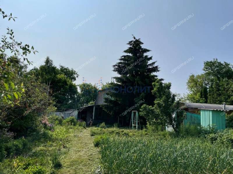 дом на улице Свободы село Работки