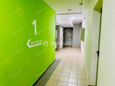 1-komnatnaya-ul-romantikov-d-3 фото