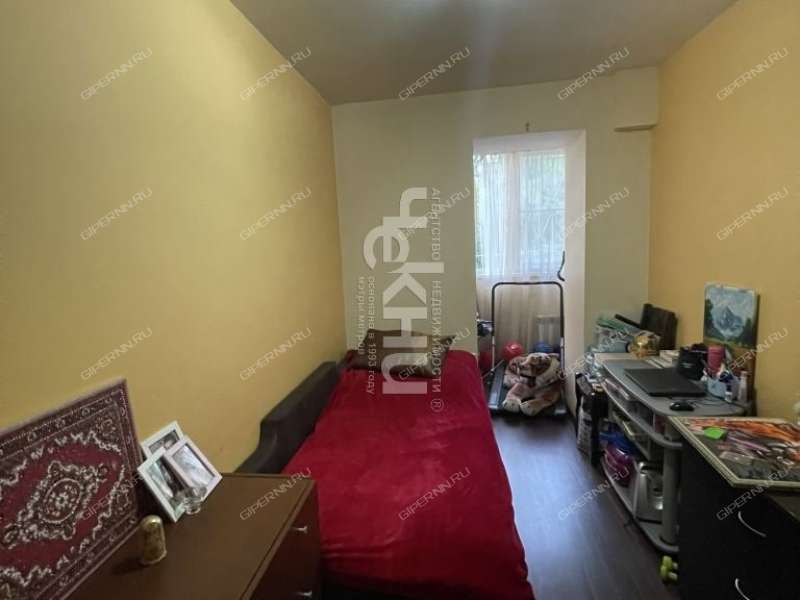 четырёхкомнатная квартира на улице Родионова дом 188В