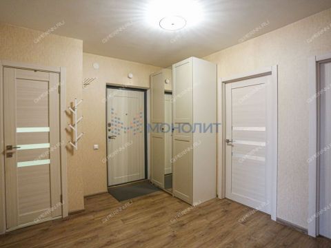 3-komnatnaya-ul-romantikov-d-8 фото