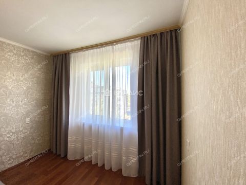 3-komnatnaya-ul-tropinina-d-6 фото