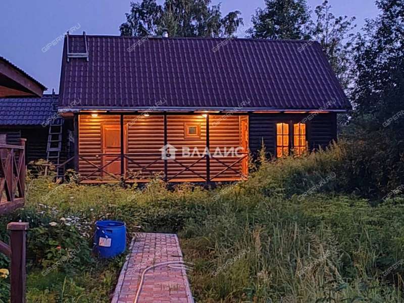 дом на Заречной улице деревня Еловицы