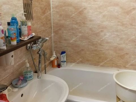 3-komnatnaya-ul-sergeya-esenina-d-35 фото