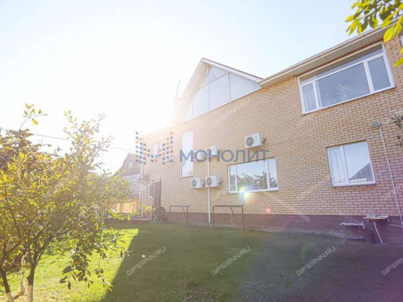 дом на улице Вали Котика