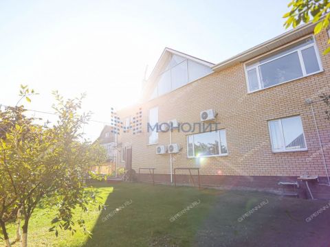 dom-ul-vali-kotika-d-10b фото