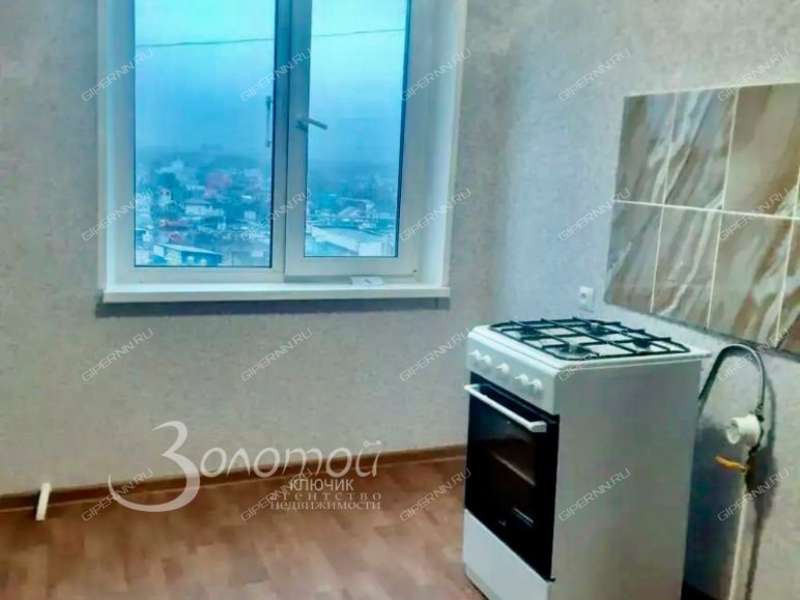трёхкомнатная квартира на Космической улице дом 52