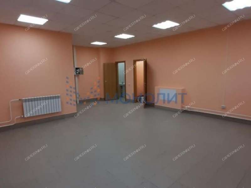 помещение под офис, торговую площадь на улице Красная Поляна деревня Афонино