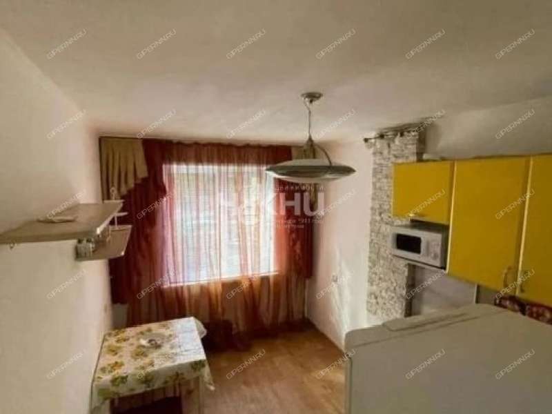 трёхкомнатная квартира на улице Верхнепечёрская дом 8 к2