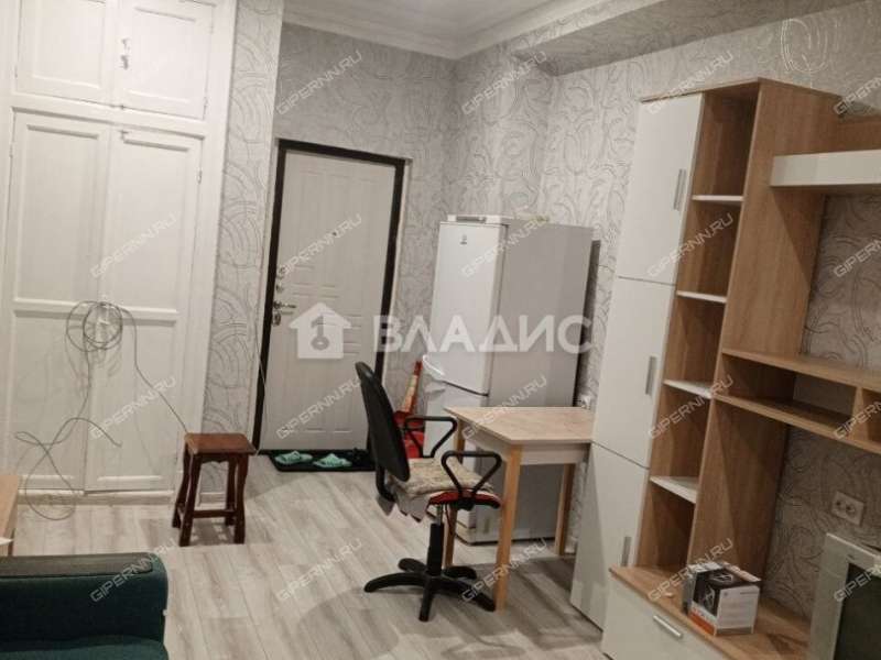 комната в доме 28 на улице Вождей Революции