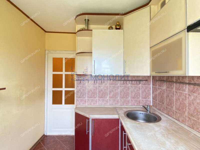 трёхкомнатная квартира на улице Комбрига Патоличева дом 3 город Дзержинск