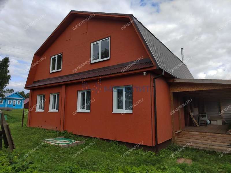 дом на Центральной улице село Курилово