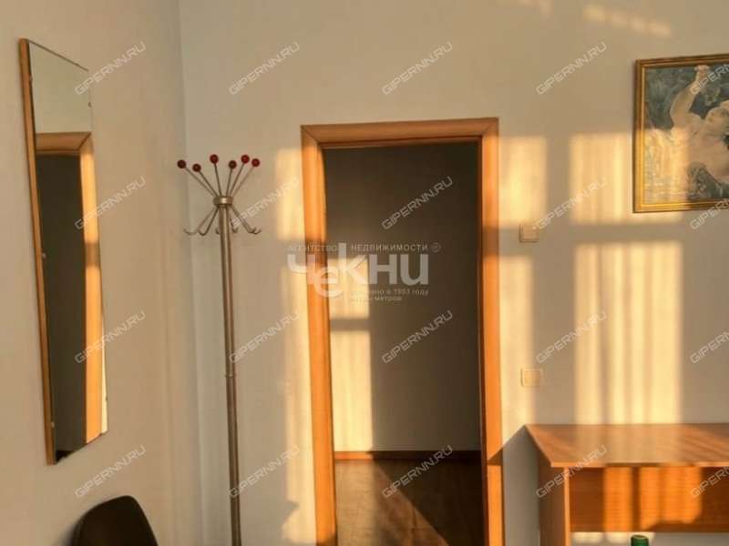 здание под офис в Бойновском переулке