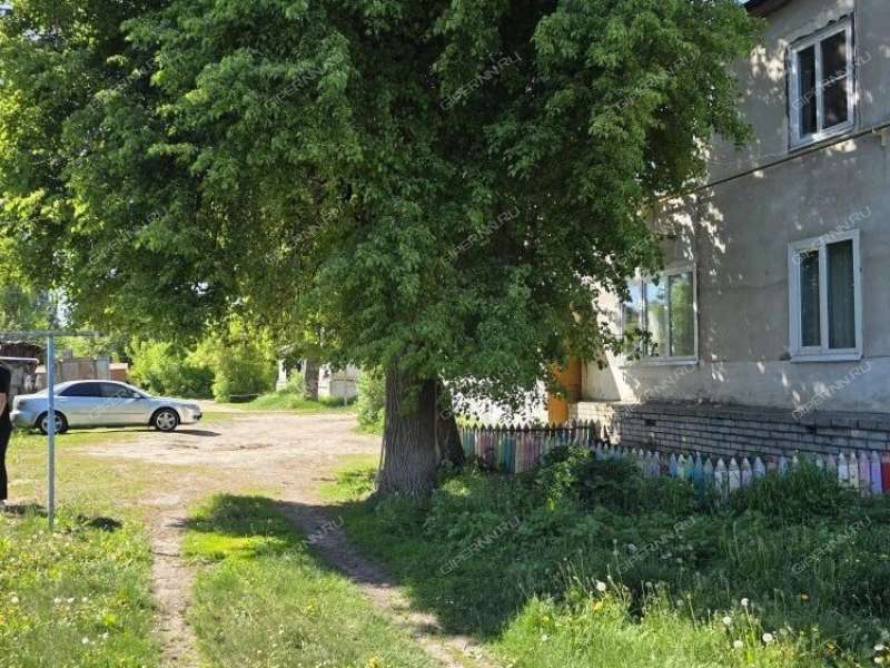 двухкомнатная квартира на Комсомольская ул. дом 22 посёлок Октябрьский