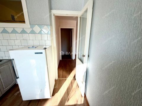 1-komnatnaya-ul-surikova-d-14 фото