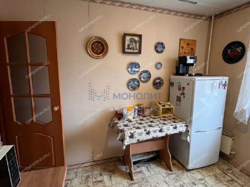 четырёхкомнатная квартира на Молодёжной улице дом 6/38 город Дзержинск