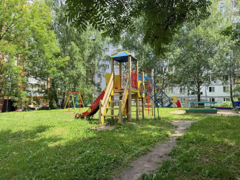 2-komnatnaya-ul-marshala-malinovskogo-d-3 фото
