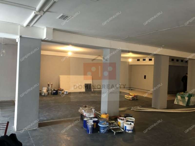 помещение под коммерческую недвижимость на Большой Покровской улице