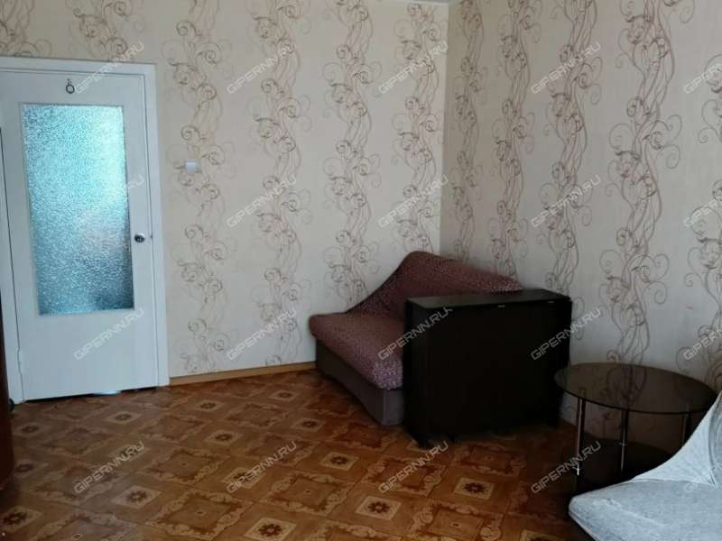 трёхкомнатная квартира в 6-м микрорайоне дом 17б
