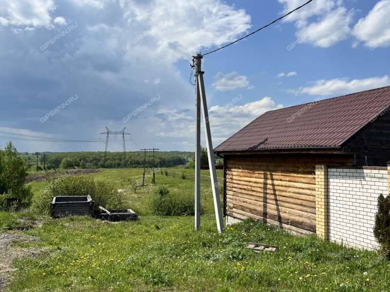 дом на улице Околица деревня Бурцево