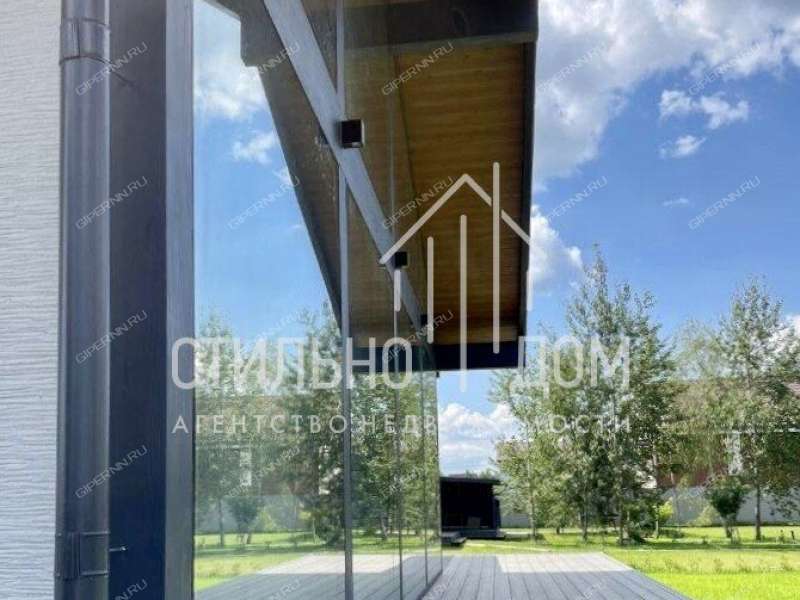 дом на Молодёжной улице деревня Новоликеево