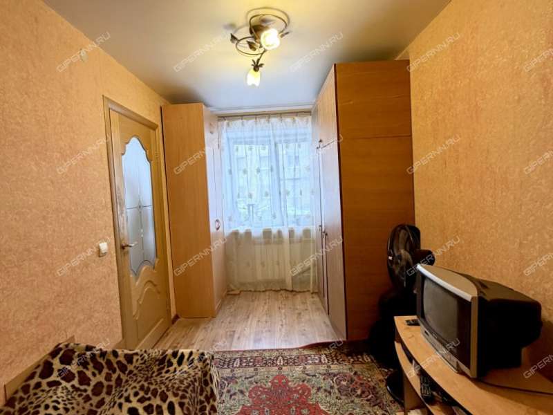 двухкомнатная квартира на Театральной улице дом 27 город Кстово