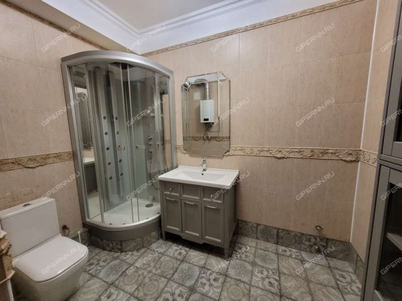 трёхкомнатная квартира на Верхне-Волжской набережной дом 6