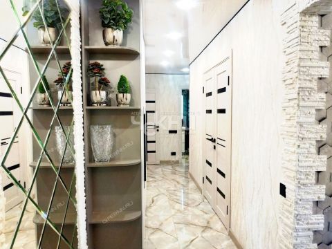 3-komnatnaya-ul-oktyabrskoy-revolyucii-d-40 фото