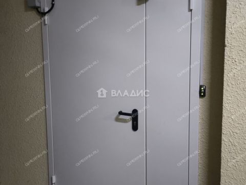 3-komnatnaya-ul-ukrainskaya-d-50 фото