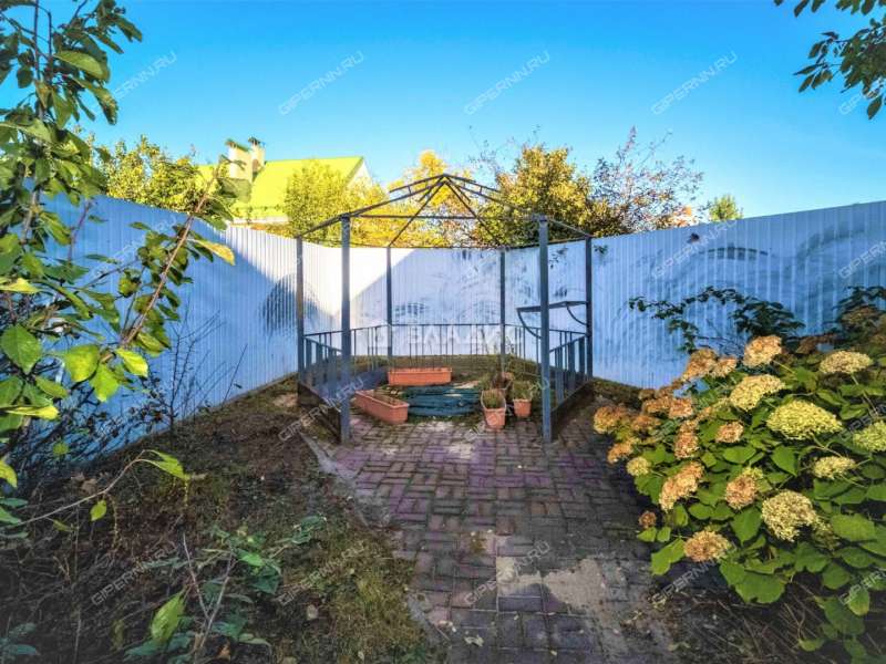 дом на улице Академика Вавилова