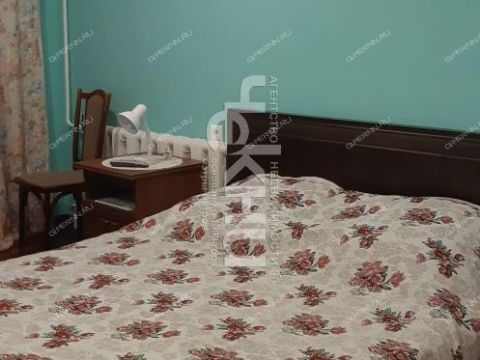 4-komnatnaya-ul-rodionova-d-180-1 фото