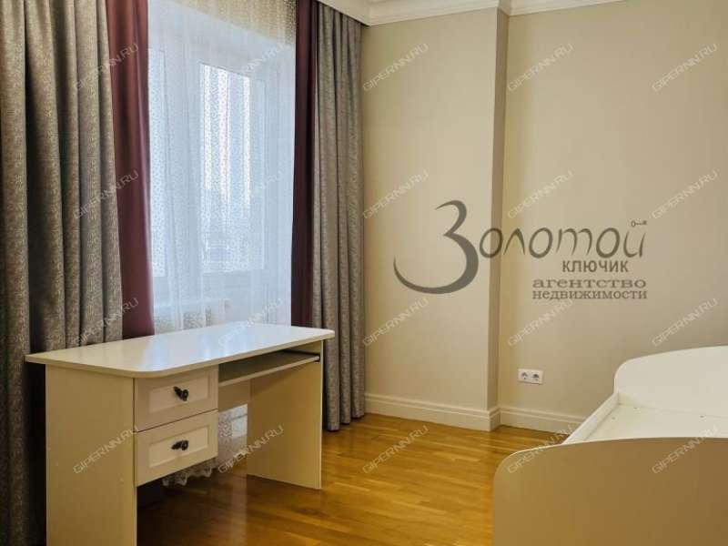 трёхкомнатная квартира на улице Бориса Панина дом 7 к6