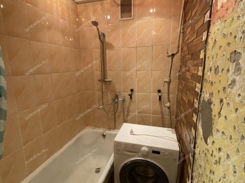 2-komnatnaya-ul-bolotnikova-d-6 фото