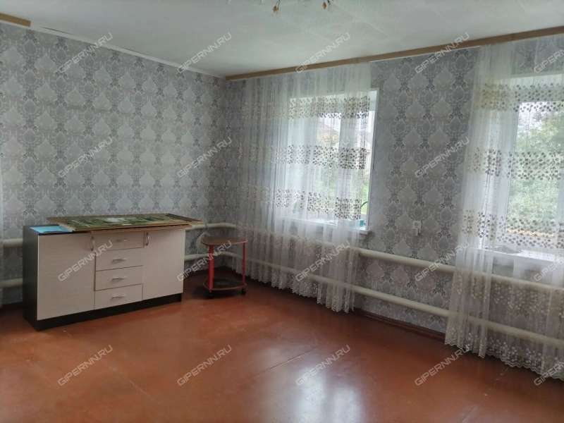 дом на  деревня Ройка