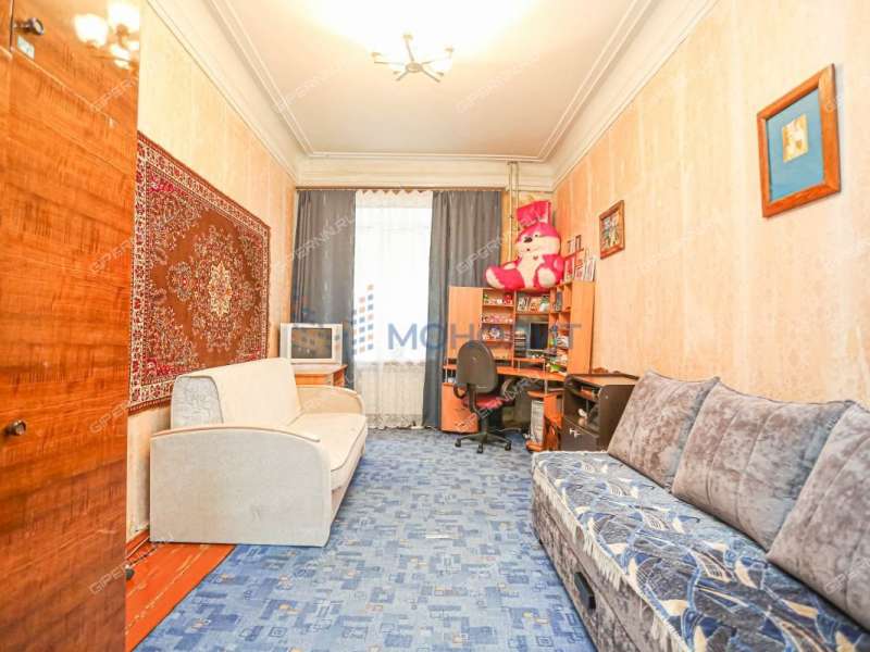 трёхкомнатная квартира на улице 50-летия Победы дом 6/2