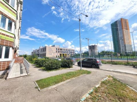 1-komnatnaya-ul-ukrainskaya-d-48 фото