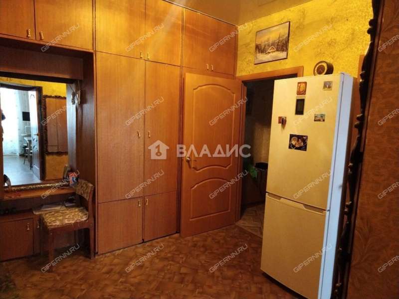 трёхкомнатная квартира на проспекте Чкалова дом 18 город Дзержинск