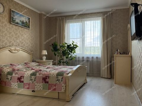 2-komnatnaya-b-r-yuzhnyy-d-8 фото
