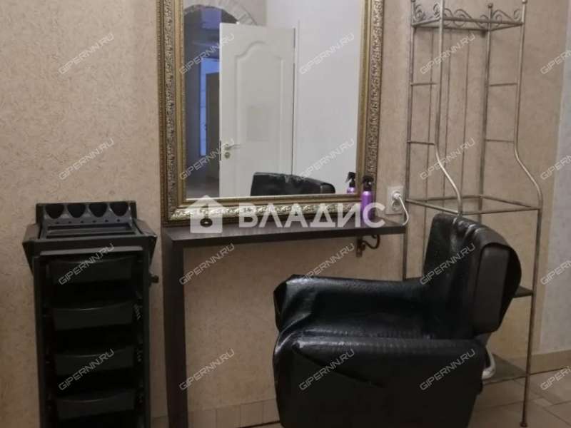 помещение под помещение свободного назначения на улице Сергея Акимова