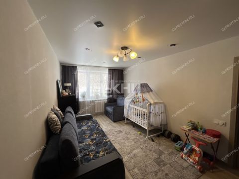 2-komnatnaya-ul-admirala-makarova-d-5 фото