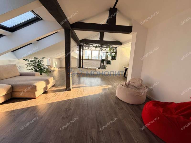 трёхкомнатная квартира на улице Минина дом 29