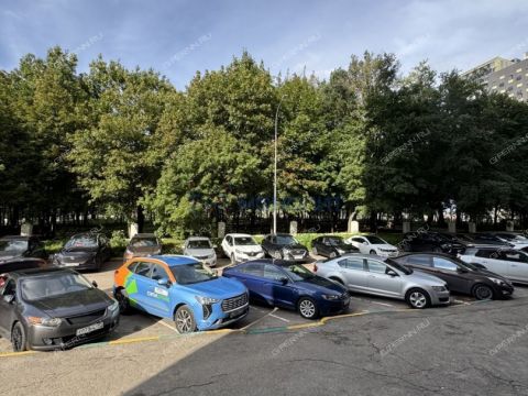 3-komnatnaya-ul-rodionova-d-27 фото