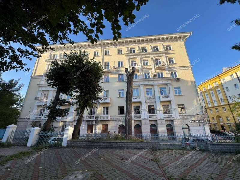 трёхкомнатная квартира на Большой Покровской улице дом 35а