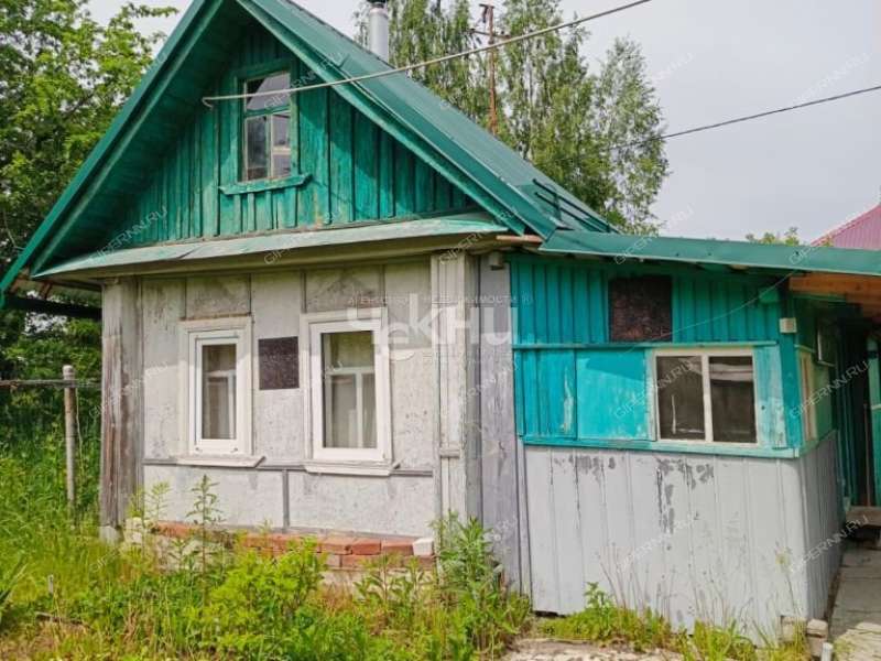 дом на Центральной улице деревня Сухаренки