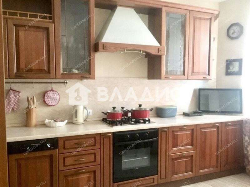 трёхкомнатная квартира на улице Маслякова дом 12А