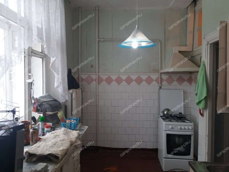 трёхкомнатная квартира на улице Краснодонцев дом 3