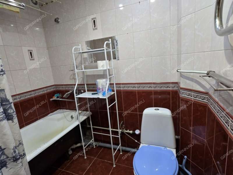 двухкомнатная квартира в 2-м микрорайоне дом 17 город Кстово