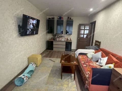 2-komnatnaya-nab-volzhskaya-d-5a фото
