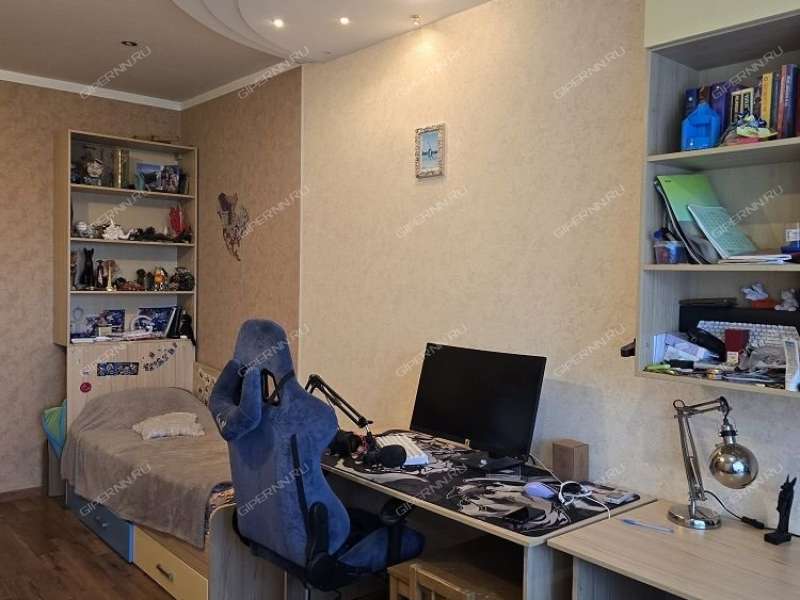 трёхкомнатная квартира на Берёзовской улице дом 103